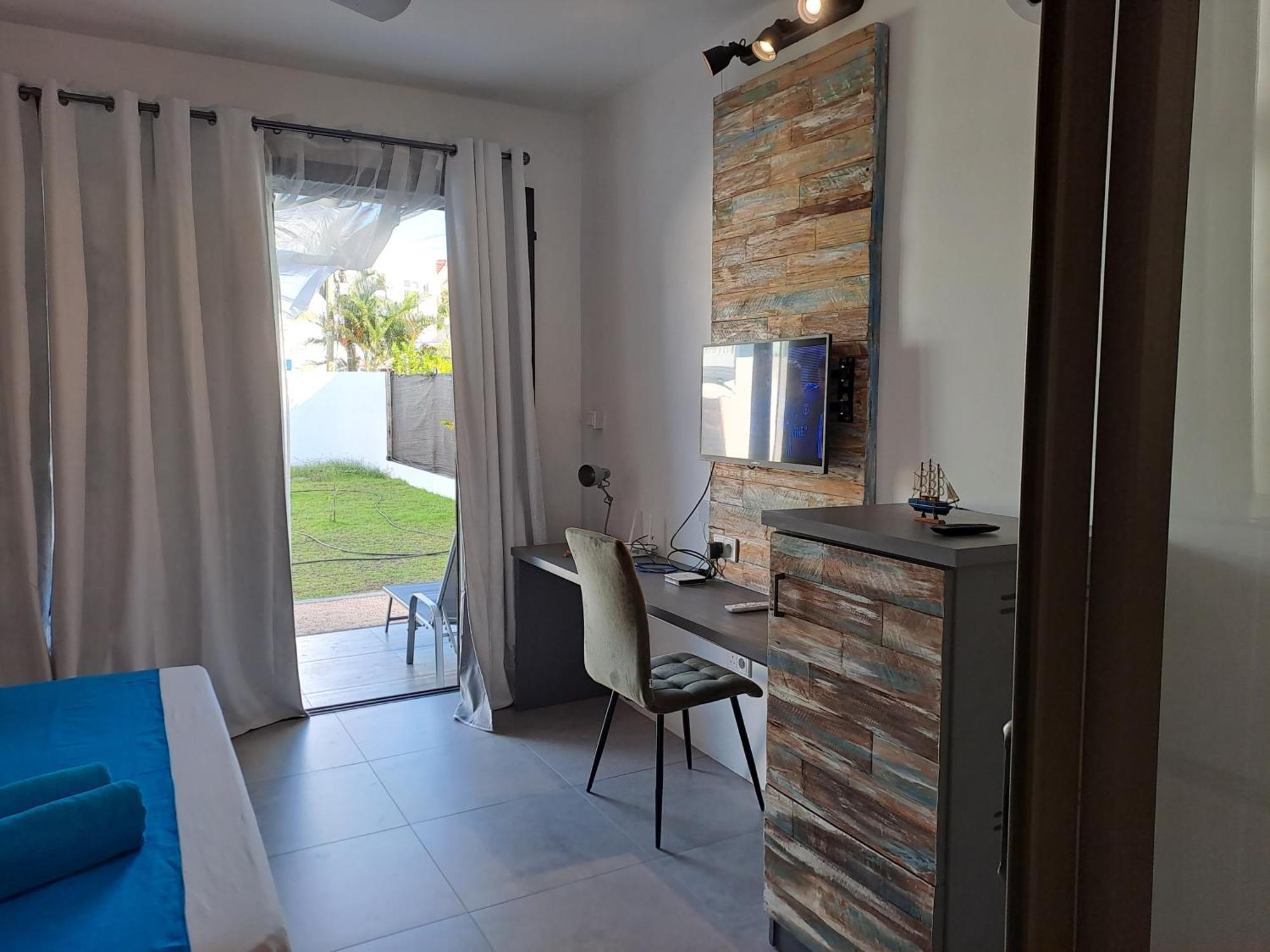 Maison Mont Choisy - One Or Two Bedrooms Apartment Тро-о-Біше Екстер'єр фото